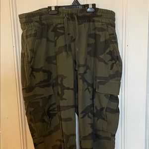 TNA Army Cargo Joggers